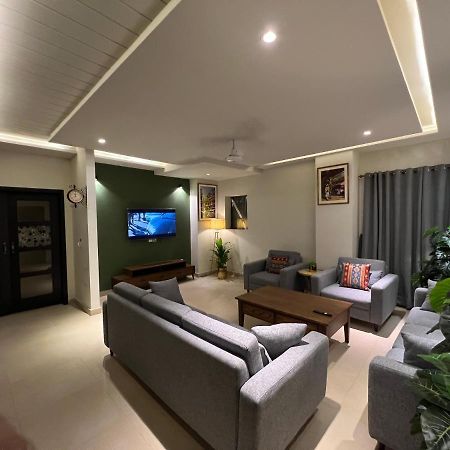 Serenity Corner 4 Bhk Исламабад Экстерьер фото