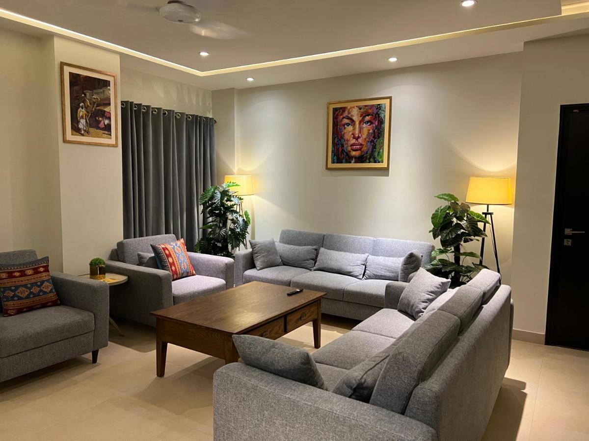 Serenity Corner 4 Bhk Исламабад Экстерьер фото