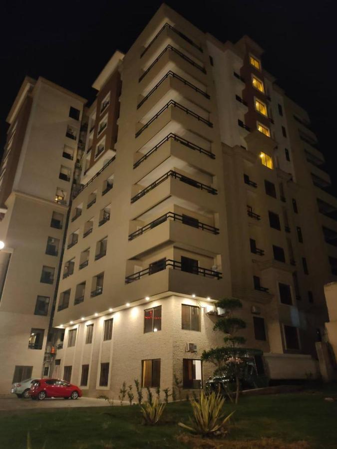 Serenity Corner 4 Bhk Исламабад Экстерьер фото